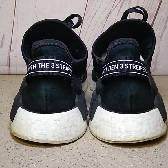 Adidas NMD R1 V2 - Picture 10 of 15